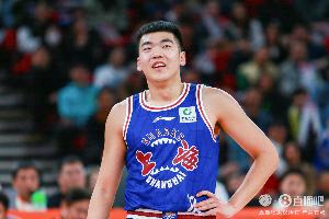 记者:刘梓鹏张佳豪代表中国战三人篮球U23世界杯 马典成出征亚运