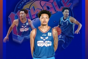 身高1米91&司职控卫!四川男篮官宣签下外援杰伦·亚当斯