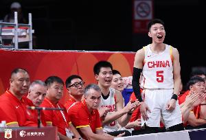 单骑救主狂砍30分!廖三宁一年完成蜕变 敢打硬仗的本土新星才是男篮复兴基石
