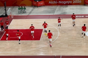 亚运男篮今日淘汰赛迎战沙特 李弘权现身热身有望视情况复出