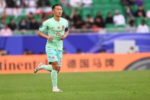37岁吴曦时隔两年半再度披上国字号战袍,上次亮相还是2024年1月亚洲杯