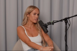 小波特:恋爱中点赞别的美女照片也算出轨 但有时真是肌肉记忆随手点的