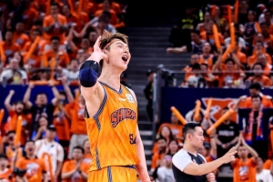 CBA元旦大战赛程出炉：上海迎战北京 山东对决广厦