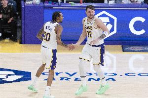 即将签约皇马!小尼克·史密斯透露:东契奇称NBA比欧洲联赛轻松许多