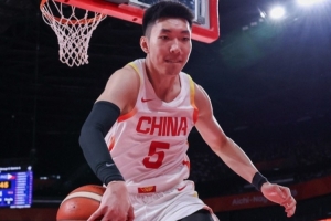 东体:中国男篮靠个人能力难救进攻 篮板失控吞下失利苦果