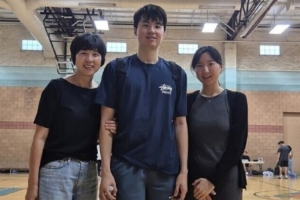跨越36年的传承！李贤重与母亲同项目夺亚运金牌，缔造韩国体育史首例