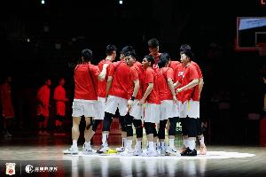 媒体人点评：中国男篮至少能进世界杯 这点比国足强