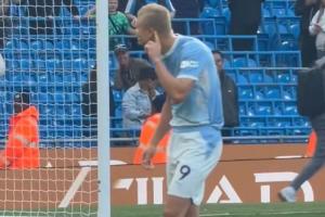 英超第7轮曼城5-3胜桑德兰 球迷讽哈兰德