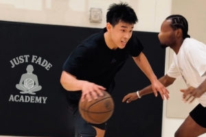 媒体人：每当中国男篮或郭士强有新闻传出 林葳总会同步晒出训练视频