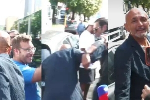 罗体:斯帕莱蒂与球迷合影差点跌倒,球迷调侃尤文撞上伤病魔咒