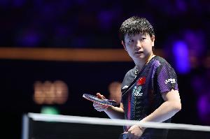 孙颖莎谈晋级决赛：没想到3-0轻松取胜，马琳指导说这是惊喜