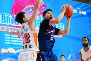 石奎同心杯首战低迷后渐入佳境 媒体人：新秀要学会面对起伏