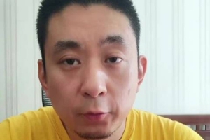 解说:库里提前续约勇士几个信号?几大降薪巨星为啥独黑詹姆斯?