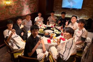 爱笑:今年遭受了最多质疑 银龙杯为我发言 AL选手是LOL的宝石