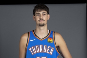 马拉:肯威的赞誉是鞭策 我的NBA之路才刚刚开始