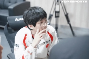 韩网热议ZUIAN签证问题:以后LOL赛事确实不应该在美国举办