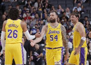 湖记：湖人终能全场施压 这般防守景象多年未见