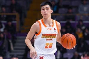 信心明显提升！庞峥麟8投6中&三分4中3贡献19分2板4助