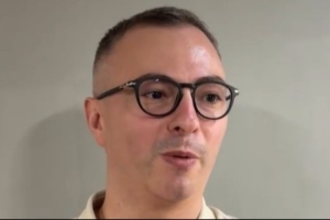 广东主帅亚科夫列维奇：需强化单防与篮板卡位方能提升竞争力