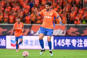 山东泰山今日启程赴渝 克雷桑停赛泽卡伤缺锋线告急