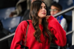 埃菲社：恩里克之女所乘车辆与摩托车相撞，摩托车骑手不幸身亡