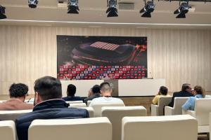 体坛驻西班牙记者：皇马赛后无人出来接受采访，穆帅也没开发布会