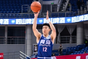 队记：段昂君海外特训归来实力提升明显 李俊贤展现CBA对抗适应力
