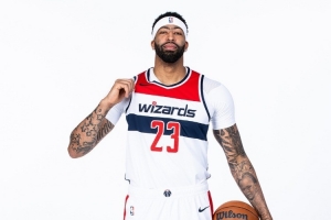 不忘浓眉！詹姆斯：奇才引进戴维斯和特雷·杨 有望在NBA制造惊喜