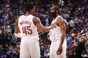 Windhorst:骑士上赛季打进东决&季后赛战绩却8胜10负 真的活久见