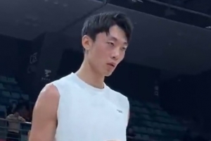 尼克·杨盛赞白晶：中国街球第一人 技术像欧文与科比的合体