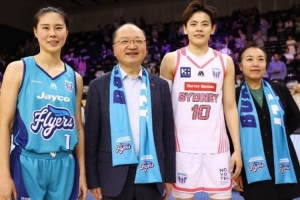 WNBL首轮上演中国德比 王思雨赛季后将加盟山西女篮