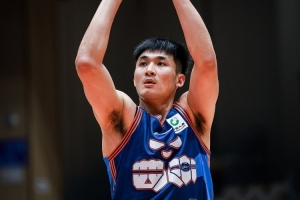常规赛、俱乐部杯与季前赛全算上！四川男篮终于终结跨赛季53连败