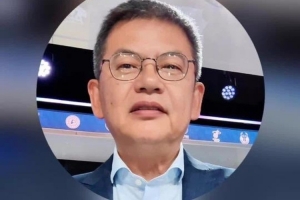 苏群：湖人尚未为常规赛做好准备，新赛季球队最高目标是西部前六