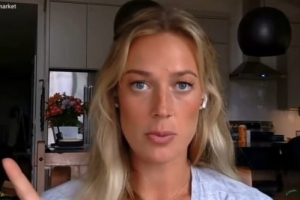 索菲·坎宁安炮轰裁判薪资：WNBA待遇应提升 如此执法会更专注