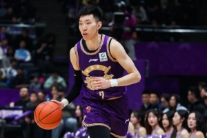 记者：北控下半场暴露出问题 但阵容容错率相当出色