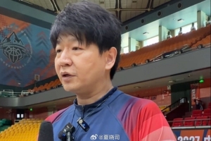 邱彪：高诗岩伤缺今晚战辽宁 阵容大换血后已是全新球队