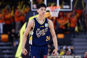 +16正负值闪耀半场！崔永熙14分钟交出5+6+5全能数据