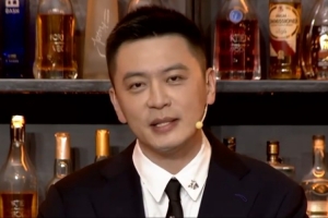 杨鸣谈新赛季：CBA升降级提升比赛精彩度 外援主导格局下各队实力接近