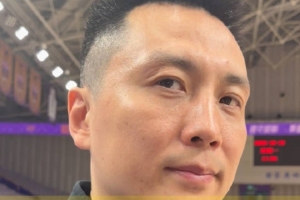 卢伟：迎战北控按部就班备战 仍在摸索最优阵容搭配