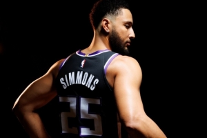 西蒙斯誓言重新站起 NBA还会再给他机会吗？