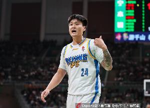 赵睿：夏天没怎么打比赛需要时间磨合 要踏踏实实做自己擅长的事