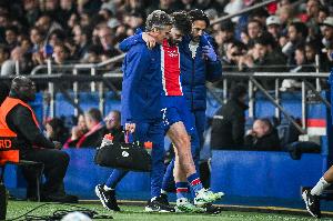 曾随队2次夺得意甲！那不勒斯祝福克瓦拉：期待你早日重返赛场