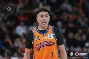 难救主！李添荣替补25分钟8中5拿到14分3助 三分5中4