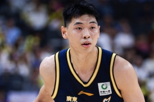 手感不佳！崔永熙6投仅1中拿2分3板 三分4中0
