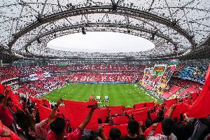 未能如愿！球迷打出巨型TIFO“冠军入袋”，但蓉城落败6失冠军点