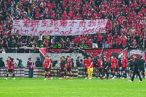 鲁媒：泰山队主场尊严和公平竞赛分量不轻，蓉城想拿分绝非易事
