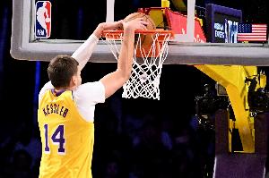 沃西：凯斯勒虽不能比肩约基奇 但打球思路如出一辙 他会越来越好