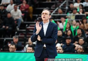 乌戈谈三连胜：一天一步慢慢来 我们是年轻队伍 仍然还有提升空间