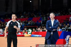 刘维伟:大比分领先应掌控好节奏 队员处理关键球的经验上有欠缺