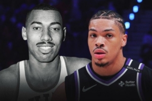 阿卡夫生涯前5战场场出手20+ 成NBA历史第二人比肩张伯伦